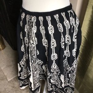 Victoria Secret full skirt with sequence and gorgeous print, black size 6